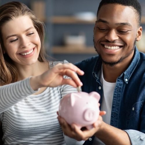 Taxa de poupança das famílias na zona euro estabiliza no segundo trimestre